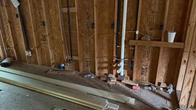 128 VISTA RD, San Antonio, TX 78210