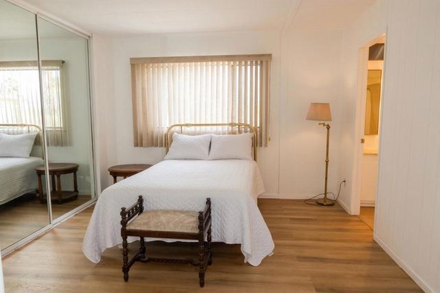 141 Calle Arriba, Palm Springs, CA 92264