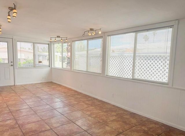 141 Calle Arriba, Palm Springs, CA 92264
