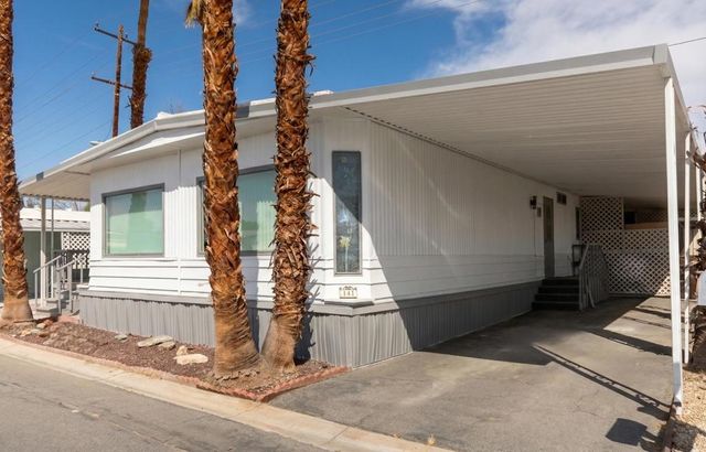141 Calle Arriba, Palm Springs, CA 92264