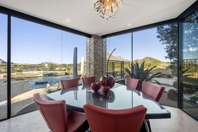 10570 E Pinnacle Peak Road, Scottsdale, AZ 85255