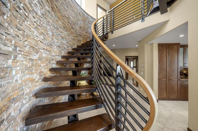 10570 E Pinnacle Peak Road, Scottsdale, AZ 85255