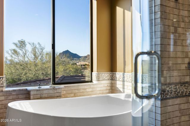 10570 E Pinnacle Peak Road, Scottsdale, AZ 85255