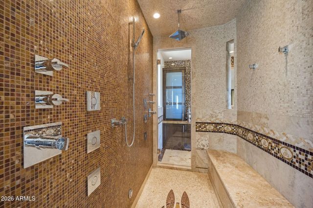 10570 E Pinnacle Peak Road, Scottsdale, AZ 85255