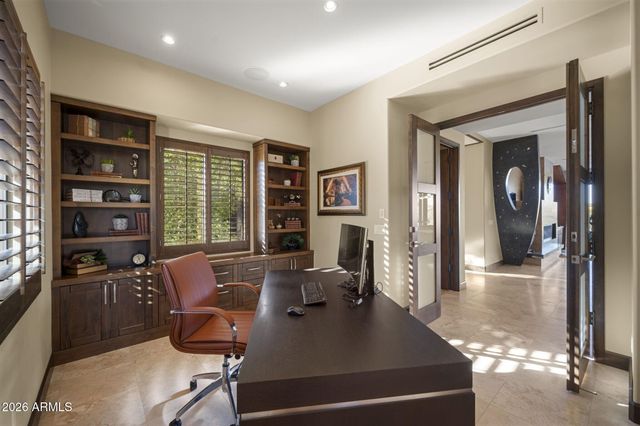 10570 E Pinnacle Peak Road, Scottsdale, AZ 85255