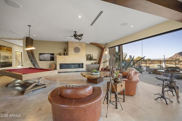 10570 E Pinnacle Peak Road, Scottsdale, AZ 85255