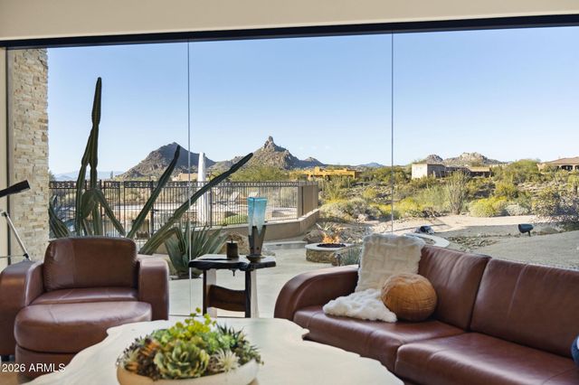 10570 E Pinnacle Peak Road, Scottsdale, AZ 85255