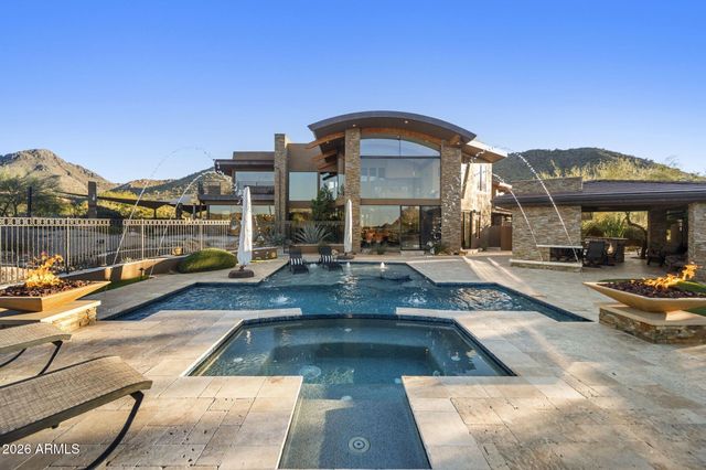 10570 E Pinnacle Peak Road, Scottsdale, AZ 85255