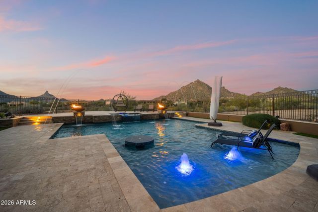 10570 E Pinnacle Peak Road, Scottsdale, AZ 85255
