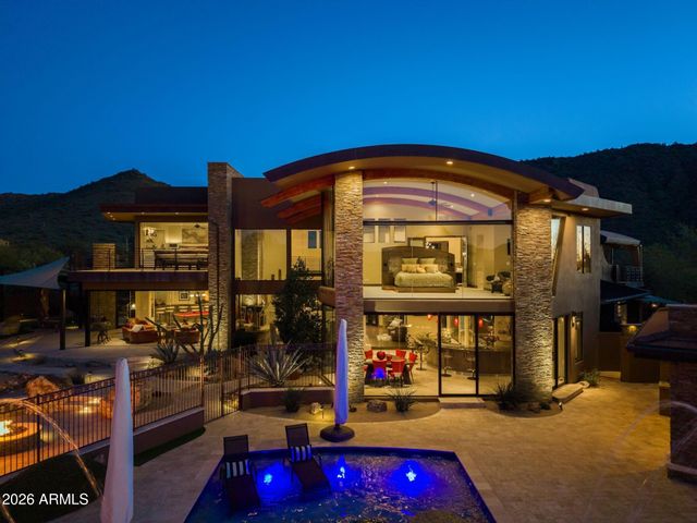 10570 E Pinnacle Peak Road, Scottsdale, AZ 85255