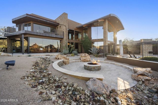 10570 E Pinnacle Peak Road, Scottsdale, AZ 85255