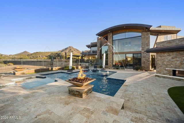 10570 E Pinnacle Peak Road, Scottsdale, AZ 85255