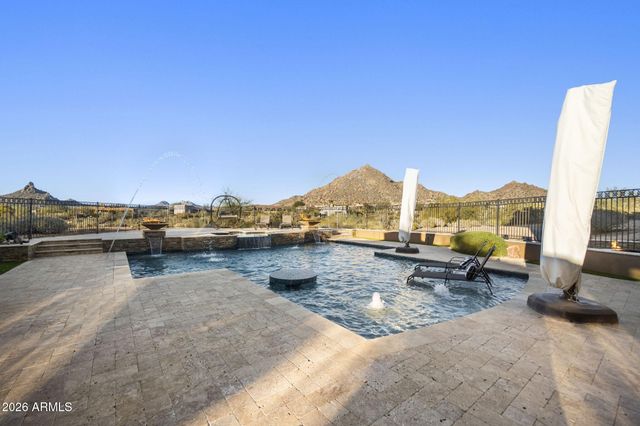 10570 E Pinnacle Peak Road, Scottsdale, AZ 85255