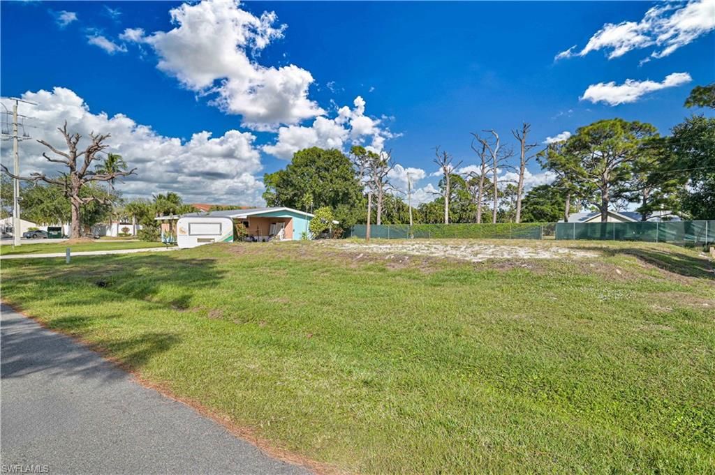 7144 Vassar DR, FORT MYERS, FL 33908 — photo 2