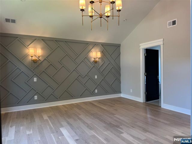 671 Delaware Avenue, Ridgewood, NJ 07450