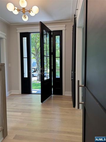 671 Delaware Avenue, Ridgewood, NJ 07450