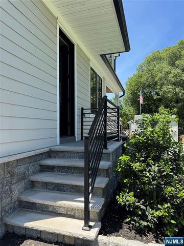 671 Delaware Avenue, Ridgewood, NJ 07450