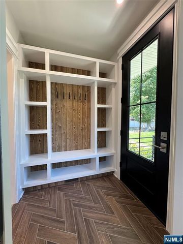671 Delaware Avenue, Ridgewood, NJ 07450