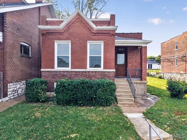 5216 Morganford Road, St Louis, MO 63116