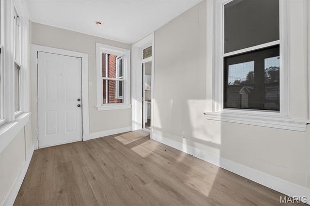5216 Morganford Road, St Louis, MO 63116