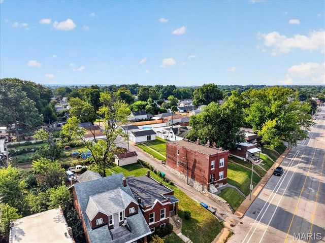 5216 Morganford Road, St Louis, MO 63116