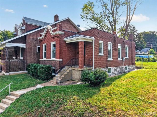5216 Morganford Road, St Louis, MO 63116