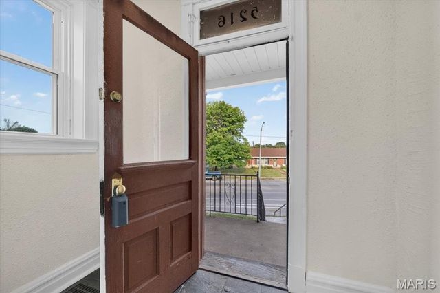 5216 Morganford Road, St Louis, MO 63116