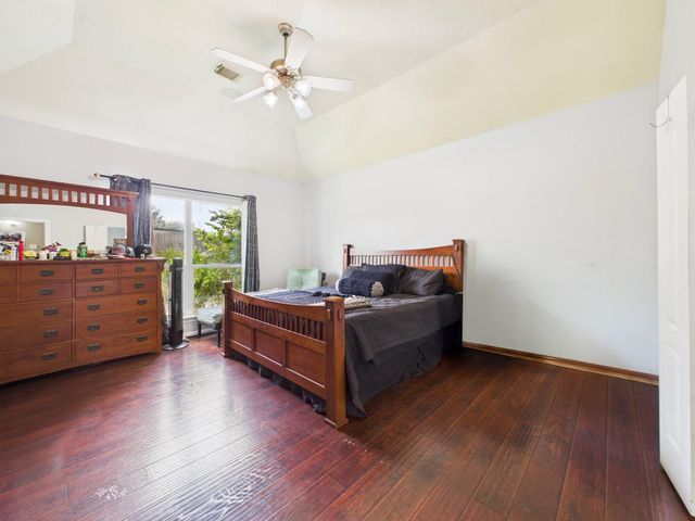 1484 Allison Street, Alvin, TX 77511