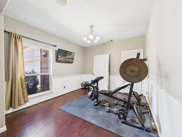 1484 Allison Street, Alvin, TX 77511