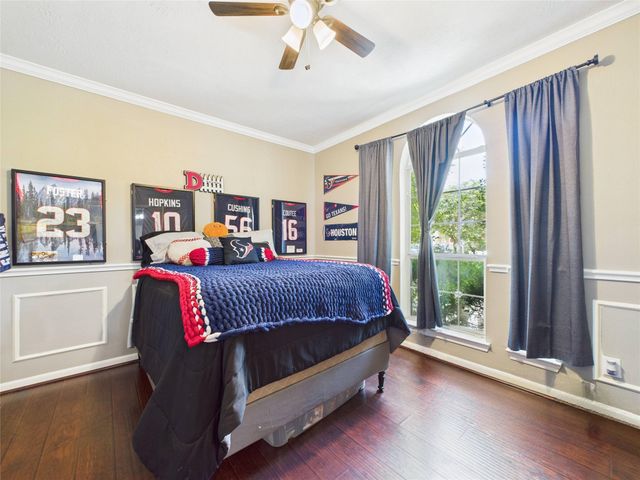 1484 Allison Street, Alvin, TX 77511