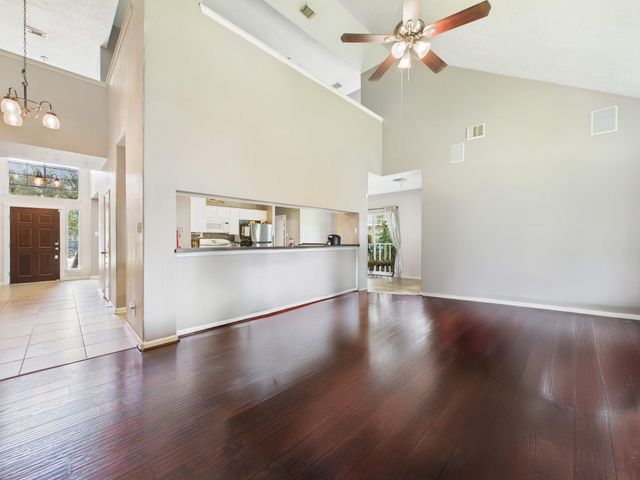 1484 Allison Street, Alvin, TX 77511