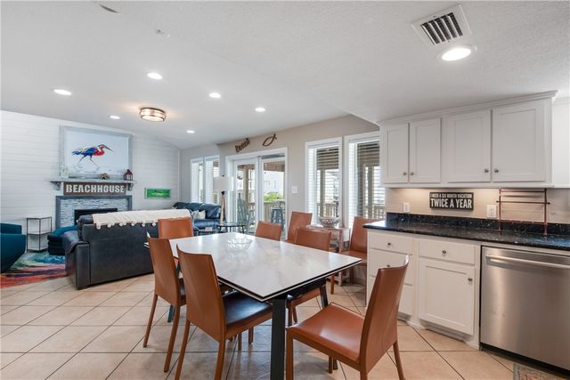 6871 State Highway 361 10, Port Aransas, TX 78373