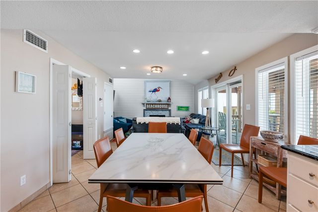 6871 State Highway 361 10, Port Aransas, TX 78373