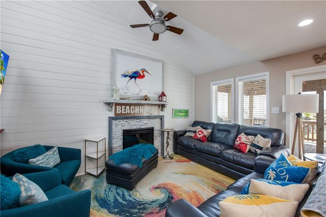 6871 State Highway 361 10, Port Aransas, TX 78373