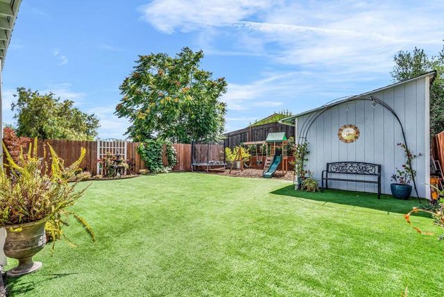 2350 2350 W Shell Ave, Martinez, CA 94553