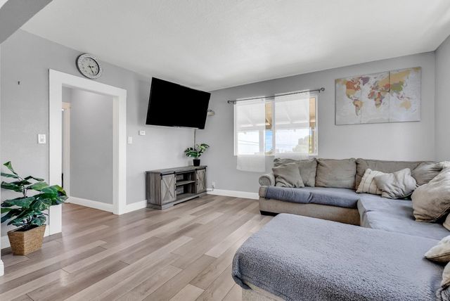 2350 2350 W Shell Ave, Martinez, CA 94553