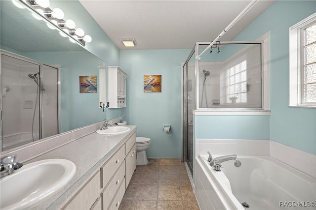 8189 SW 61st Court, Ocala, FL 34476