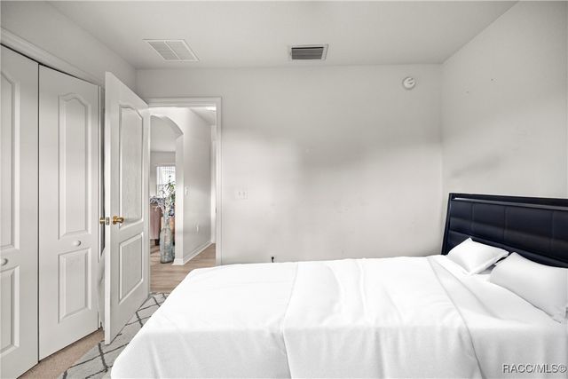 8189 SW 61st Court, Ocala, FL 34476