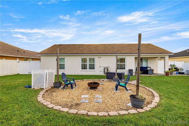 8189 SW 61st Court, Ocala, FL 34476