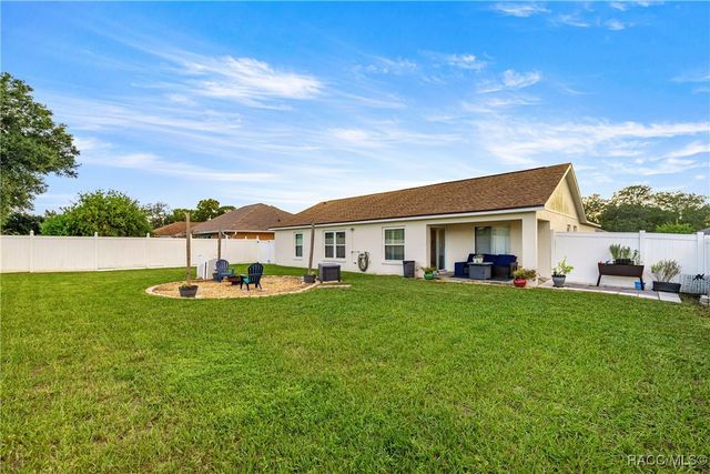 8189 SW 61st Court, Ocala, FL 34476