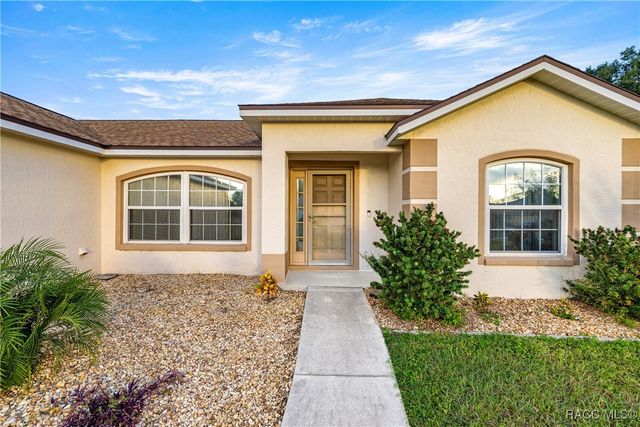 8189 SW 61st Court, Ocala, FL 34476