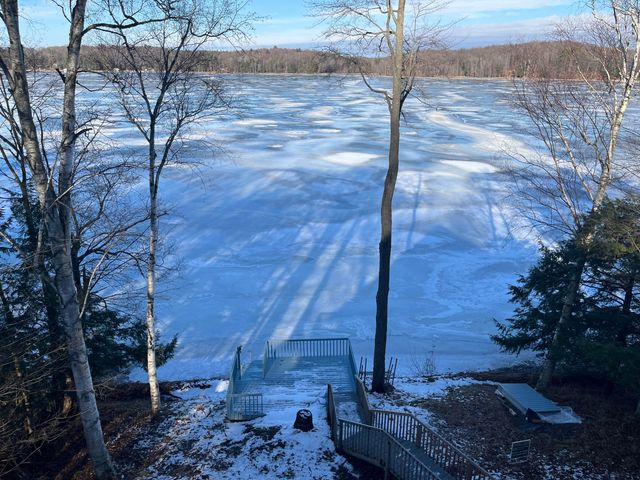 6308 N Jebavy Drive, Ludington, MI 49431