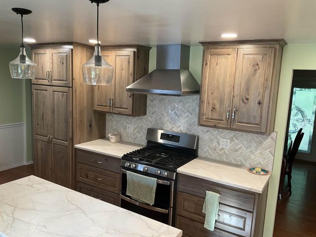 2478 SUNRISE COURT, Green Bay, WI 54302