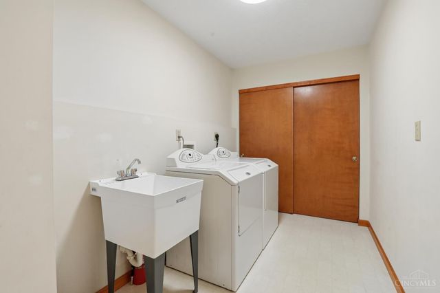 8046 Logan Ridge Drive, West Chester, OH 45069