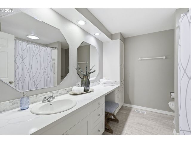 18825 Sw ROSA Rd, Beaverton, OR 97078