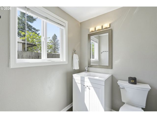 18825 Sw ROSA Rd, Beaverton, OR 97078