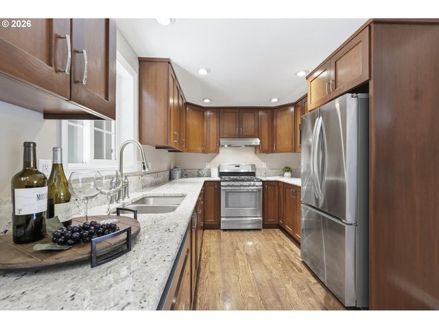 18825 Sw ROSA Rd, Beaverton, OR 97078