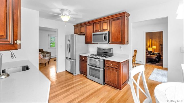 120 Helme Avenue, Miller Place, NY 11764