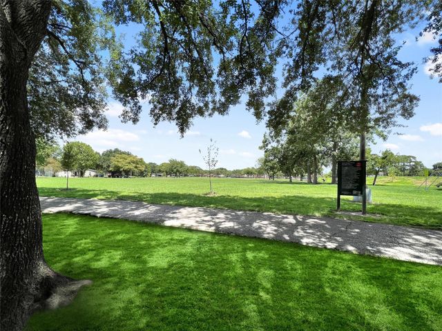6347 Limestone Street, Houston, TX 77092