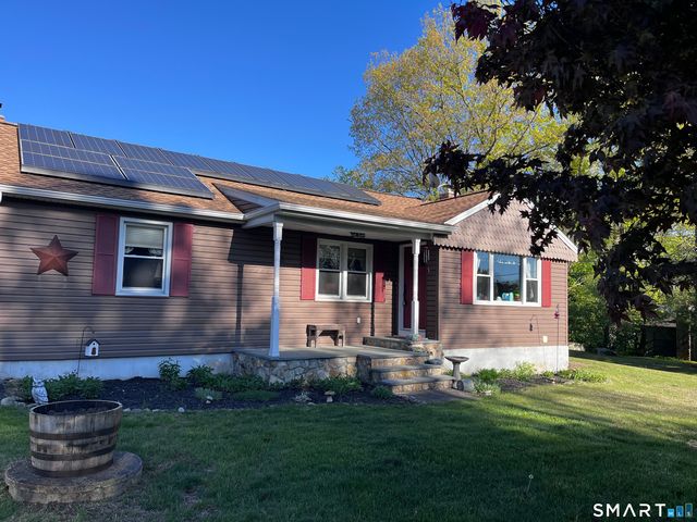 15 Walter Road, Seymour, CT 06483